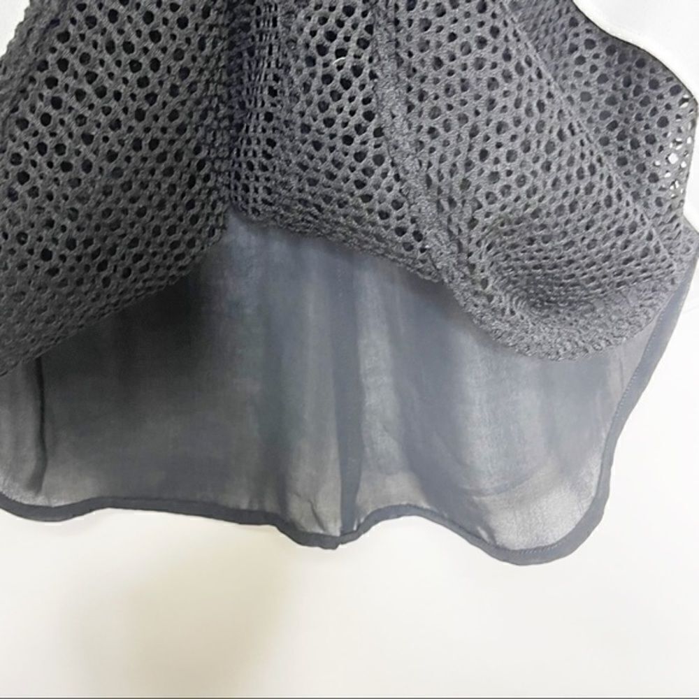 Cabi Black White Split Back Domino Sleeveless Top - Picture 6 of 8